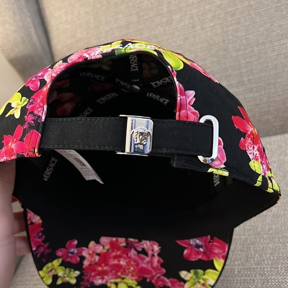 Versace unisex logo monogram Orchid-Print Baseball Hat cap NEW - Picture 10 of 10